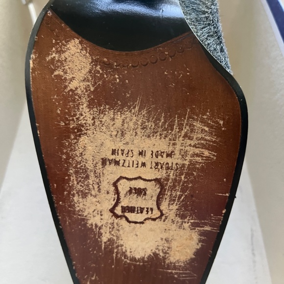 Stuart Weitzman Anna Black Peau Pump Heels, sz 8 - Picture 10 of 13